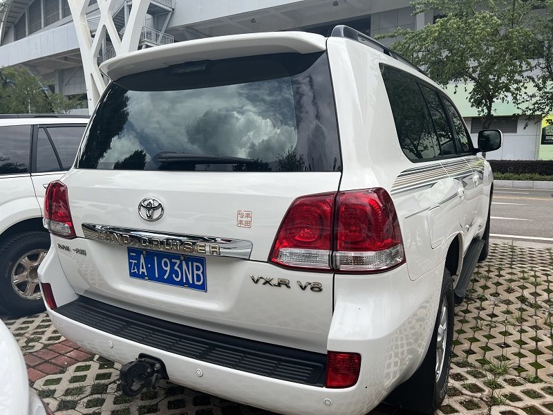 12月28日昆明丰田牌、指南者小型普通客车共3辆网络拍卖公告