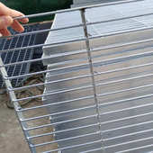 长地网舍隔绝舍舍孔鸽网格地网鸽养殖格栅扁钢地网粪鸽鸽铁热镀锌