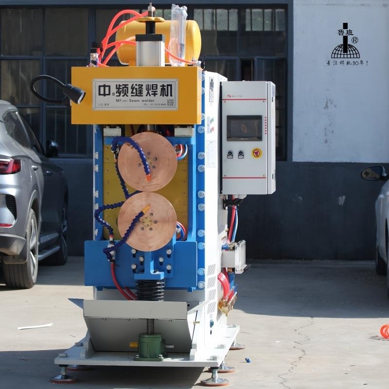 不锈钢板式换热器换热板横缝滚焊机变频银瓦双驱动式电阻缝焊机