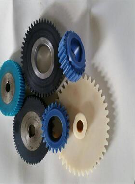 厂家热卖塑料PA尼龙蜗轮 铁芯轴套齿轮 PP尼龙件机 传动齿轮