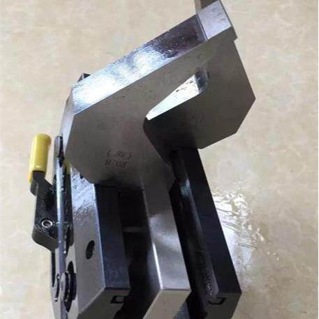 通体淬火折弯机模具折边机模具弯板机模具折弯刀发黑模具