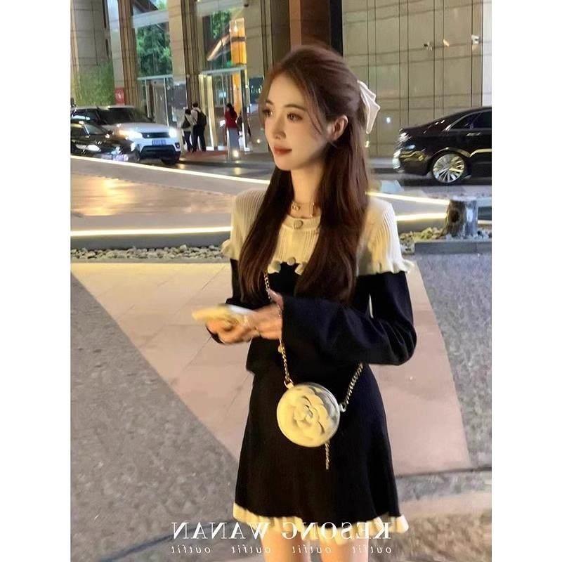 欧洲站2025秋装搭配一整套小个子显瘦高级感撞色针织连衣裙两件套