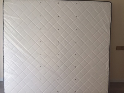 【质量对比】慕思和喜临门床垫在大家心目中哪个好些？