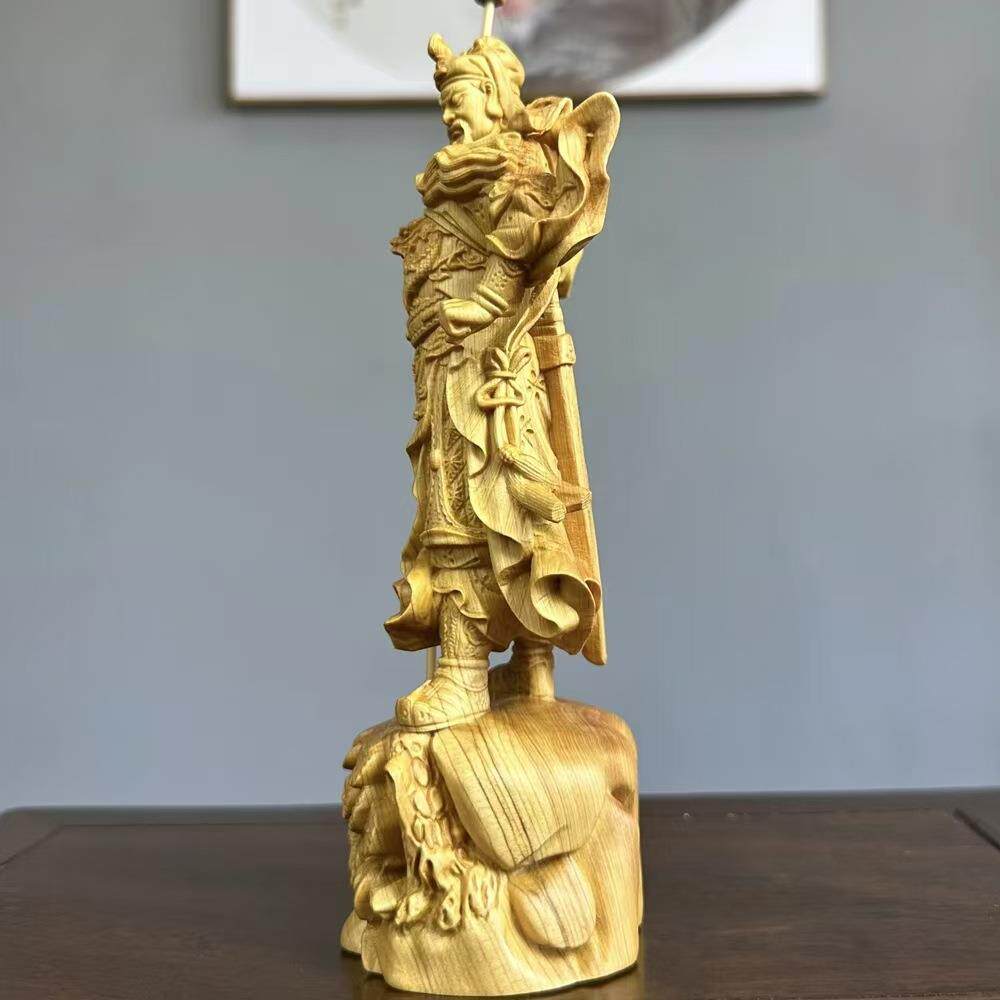 崖柏木雕关公木雕摆件实木人物雕刻御龙关二爷家居木质桌面装饰品