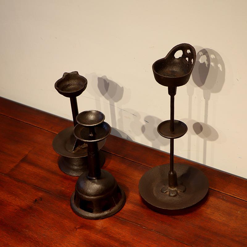 民俗老物件老铁灯老油灯铸铁老挂灯老灯台蜡台烛台老马灯古董收藏