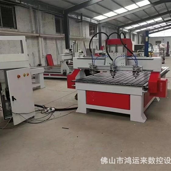 厂家直供1325木工雕刻机1325广告数控雕刻机电脑数控雕刻机全新