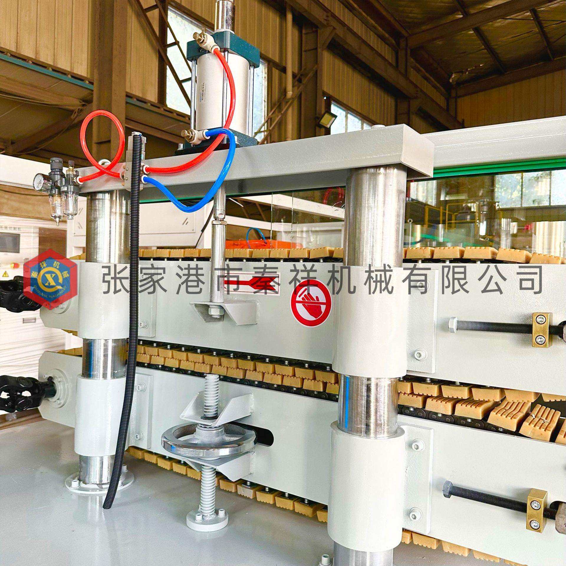 秦祥供应20-110管材型材Ⅱ型胶块牵引机设备 拉管速度稳定更耐磨