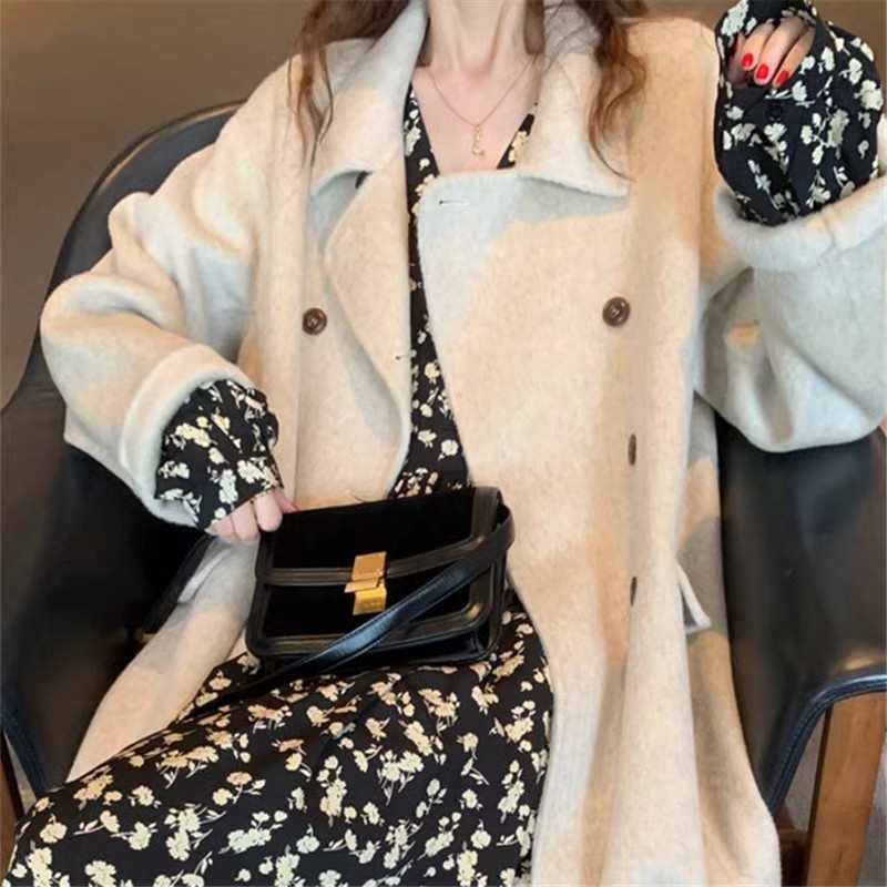 2025新款黑色气质V领碎花连衣裙女春秋宽松日系灯笼袖配大衣长裙