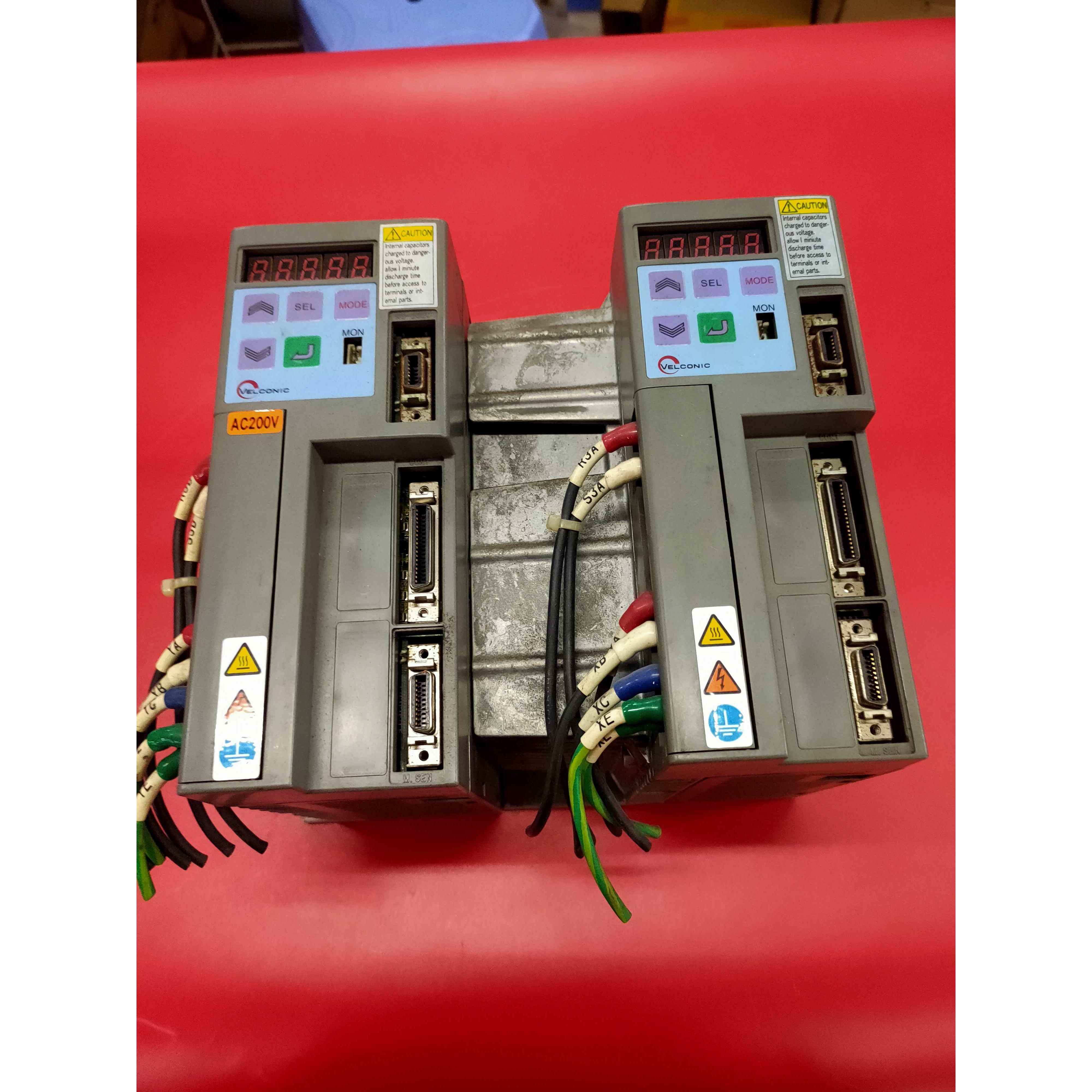 东荣驱动器VLAST-012P2V-XX VLAST-025P2V-XX现货包好 欢迎询价议