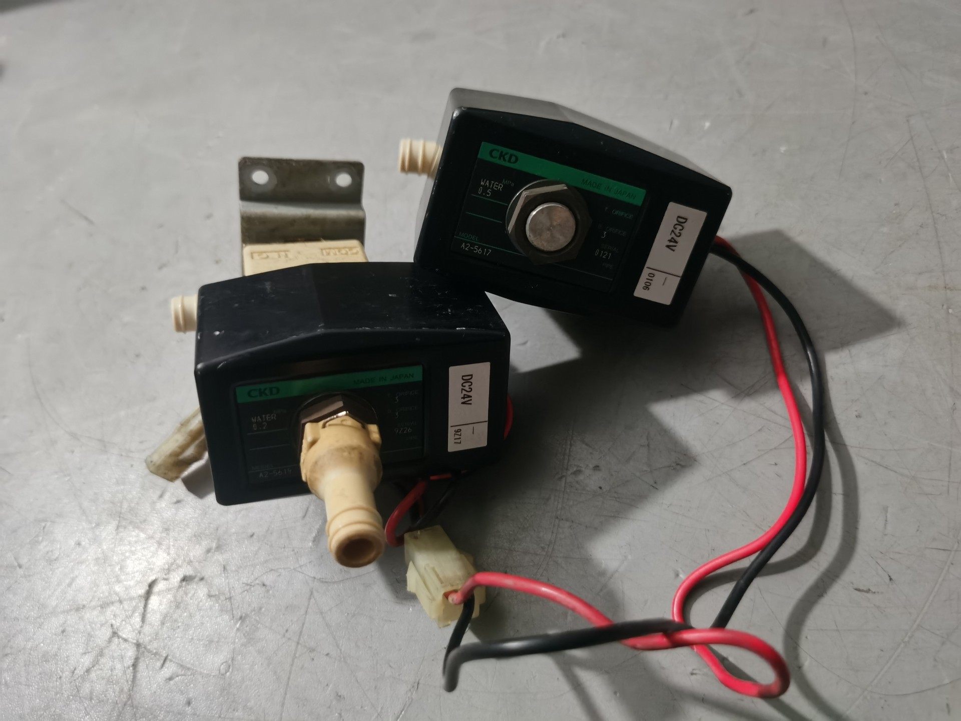 CKD电磁阀A2-5617日本原装进口拆机二手，标价为单价