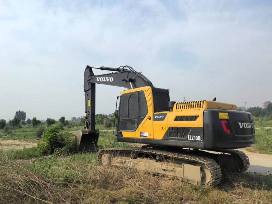 1月24日保定沃尔沃210挖掘机网络拍卖公告