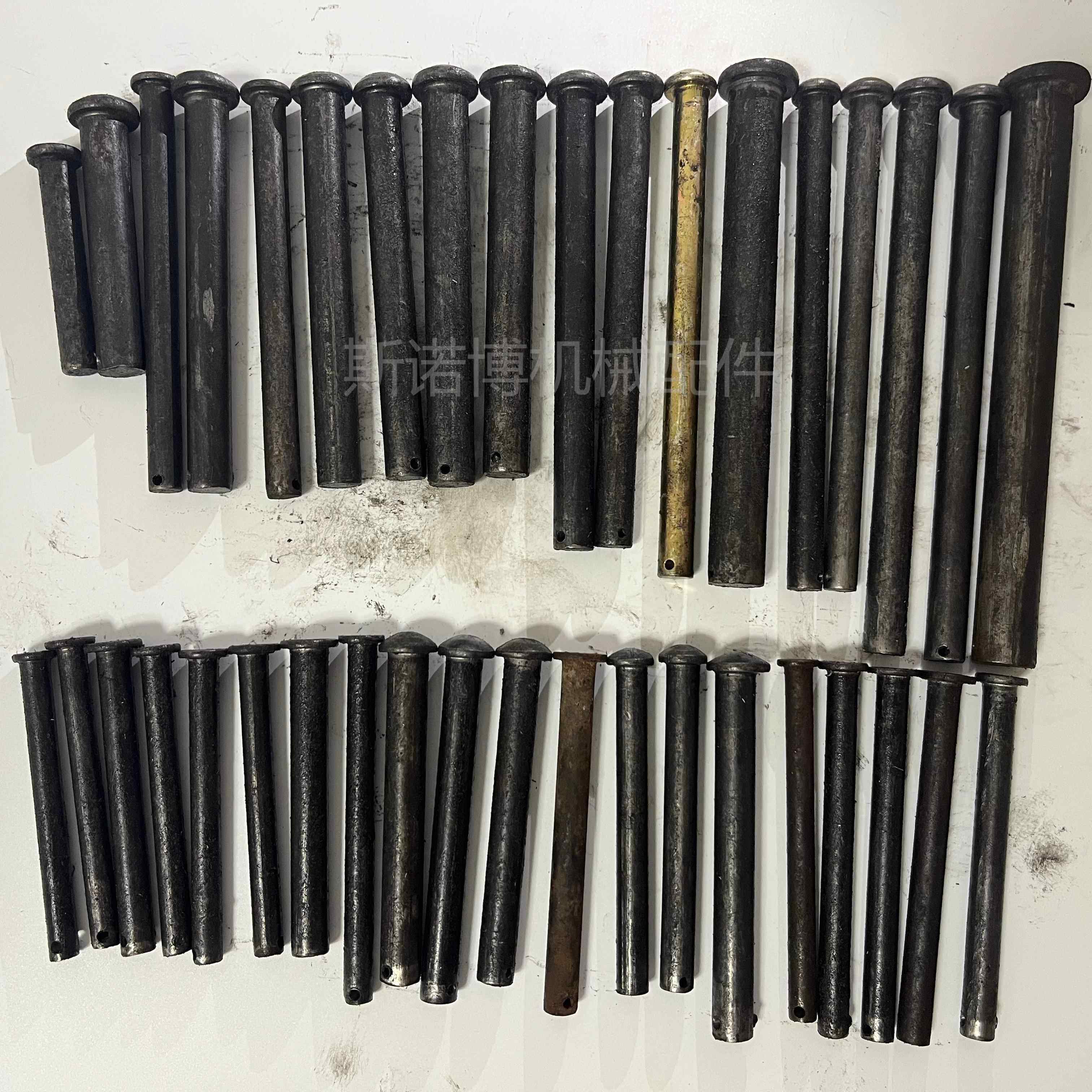 半挂车渣土车各种货车后门销子高栏车厢合页铁销子挡板带孔销轴,五金/工具,气动工具配件,淘宝优惠券,粉丝福利购,淘宝优惠卷