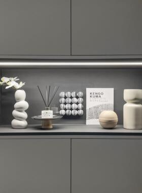 样板间简约现代软装饰品摆件彷真花香薰托 托盘玄关电视柜组合ZH3