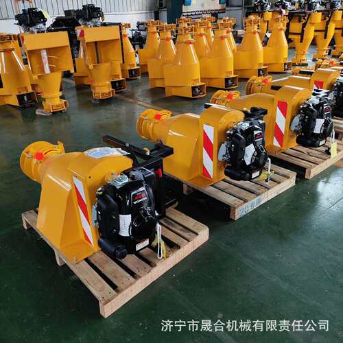 冰雪天气路面车载式融雪撒布机市政道路汽油撒布机工业盐撒布机
