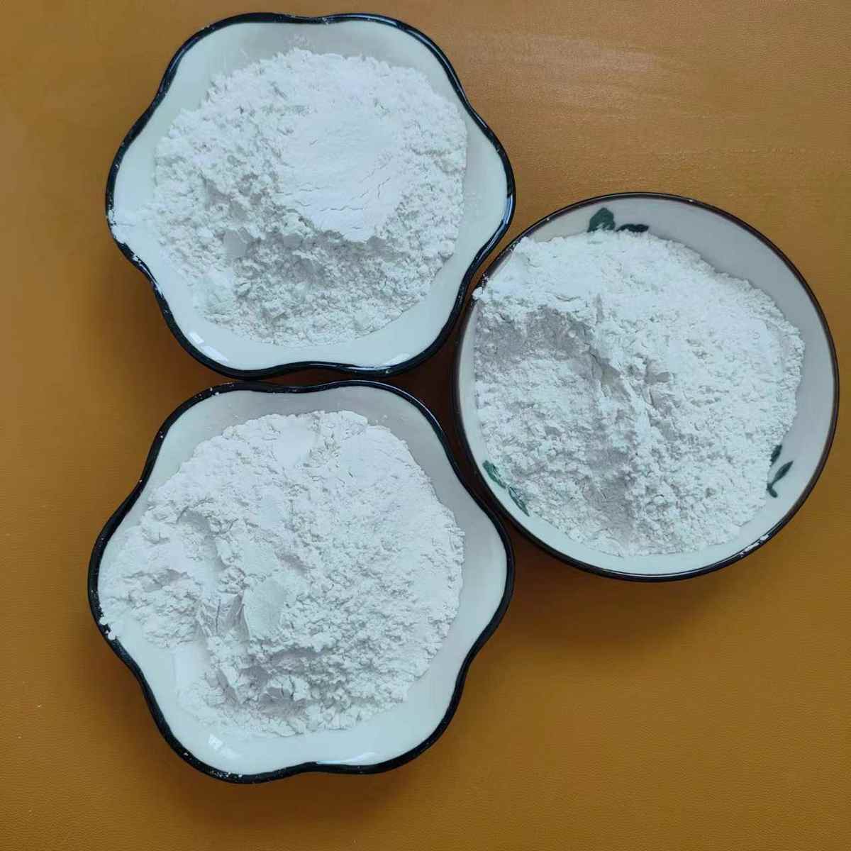 膨润土消失模涂料纳级膨润土蒙脱土白色活性白土钙基膨润土厂家