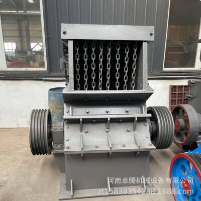 重锤式破碎机建筑垃圾石料青石石灰石重型碎石机矿用重型破碎设备