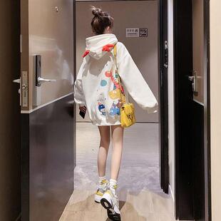 涂鸦连帽卫衣女秋冬欧货加厚外套中长款遮臀套头卡通长袖上衣大码