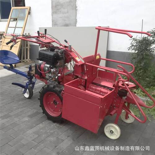 195电启动玉米收获机柴油自走式苞米扒皮收割机单行小型秸秆粉碎