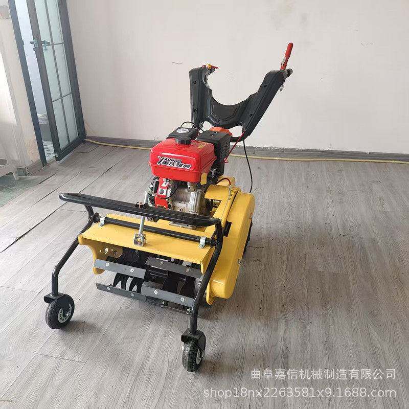 四驱果园大棚锄草机除草轮碎草刀开沟犁新型四驱柴油碎草还田机