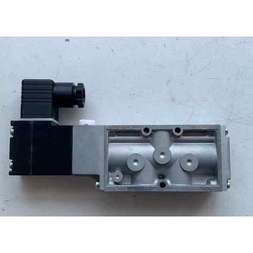 CKD电磁阀4F310-4F320-4F330-4F340-10-08-B-AC220-DC24-AC110