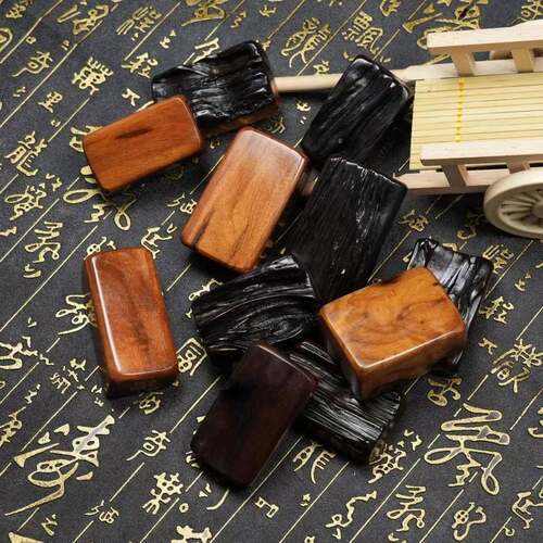 天然雷击匙枣手木原木随机把件吊坠钥挂工件OEN随身配饰木牌手雕