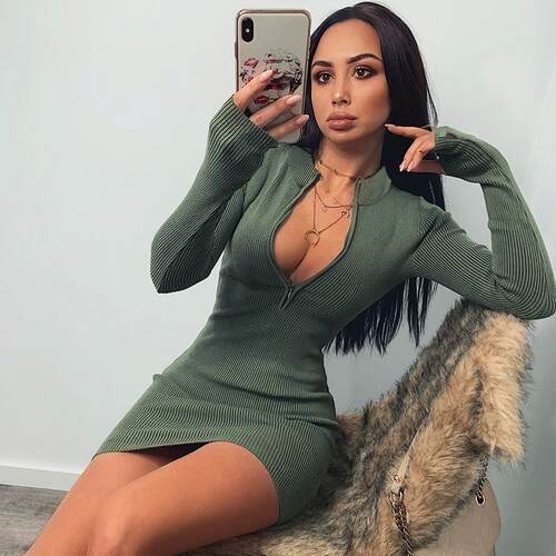 Women's short skirt zipper long sleeved dress