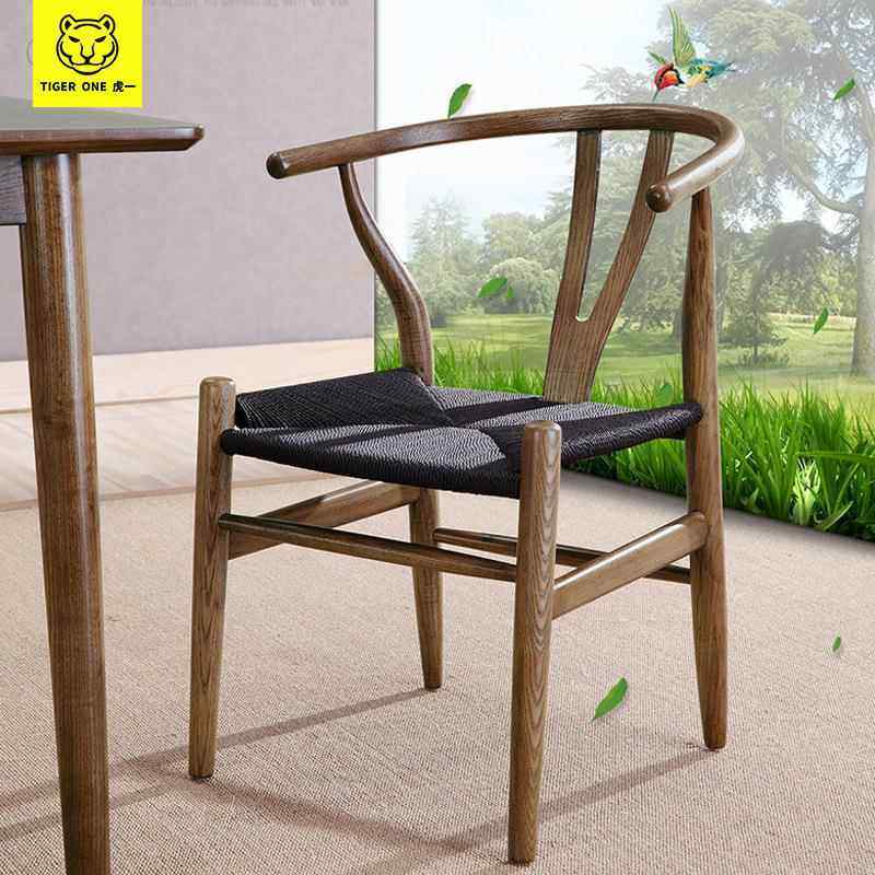 虎一家具北欧风家用白蜡实木餐椅餐厅咖啡店商用简编藤约Y字椅子