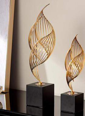 现代轻奢家居客厅电视酒柜装饰品摆件风生水起办公室金属工艺饰品