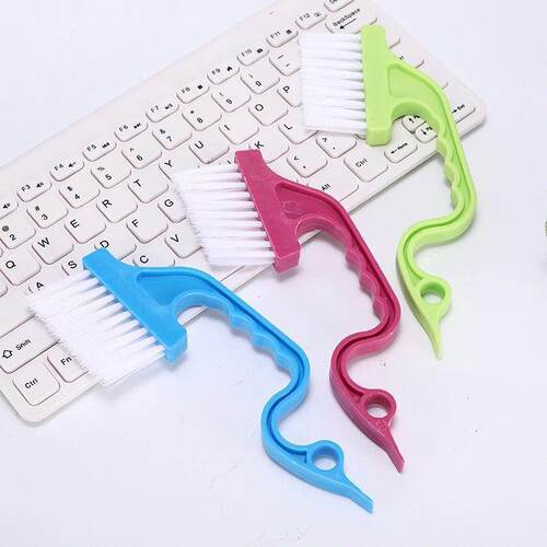 Swan-shaped handheld groove brush for door and window gaps,