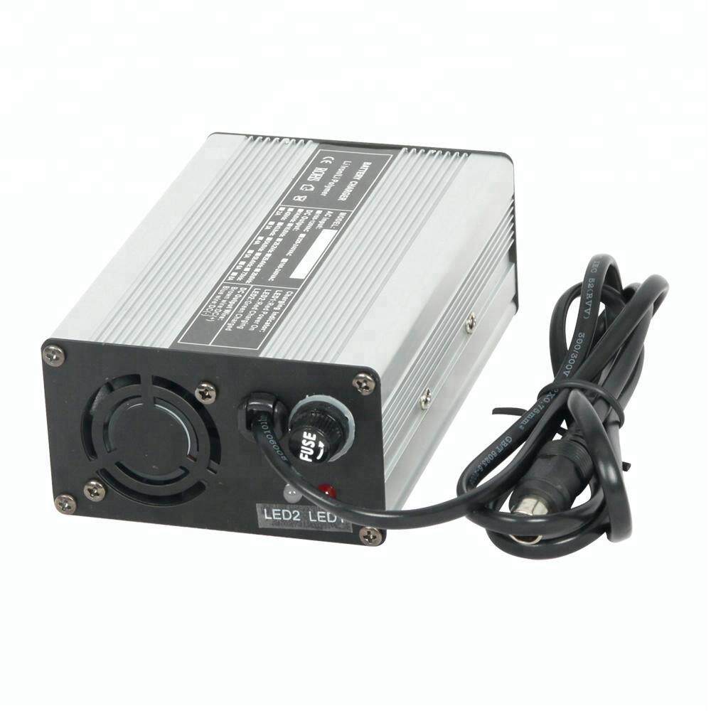 品质智能锂离子 电动平衡车充电器 12V6A 24V3A 48V2A
