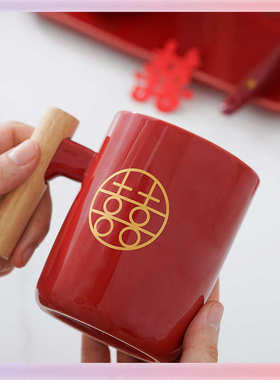 厂家直销TUF4仲夏知己结婚洗漱杯套装一对新婚陪嫁情侣刷牙杯红色