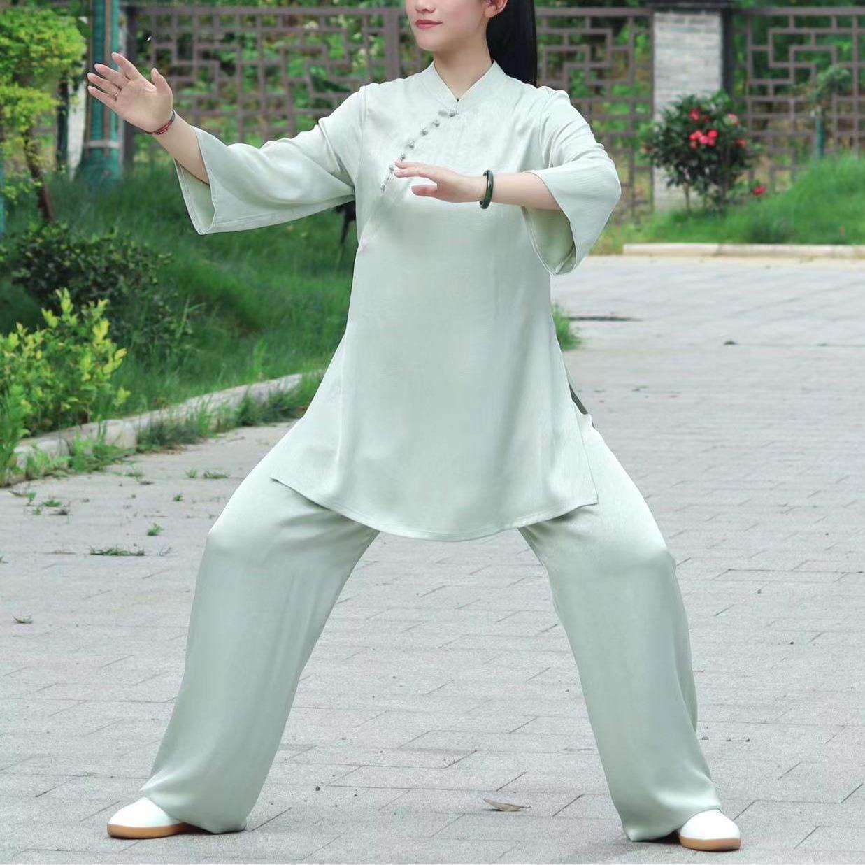 (女)重磅醋酸暗纹压花斜襟七分喇叭袖太极练功服武术表演服