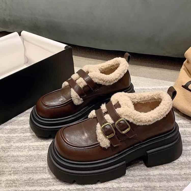 百搭加绒英伦风小皮鞋女2025年冬季新款棕色复古乐福鞋软皮女鞋子