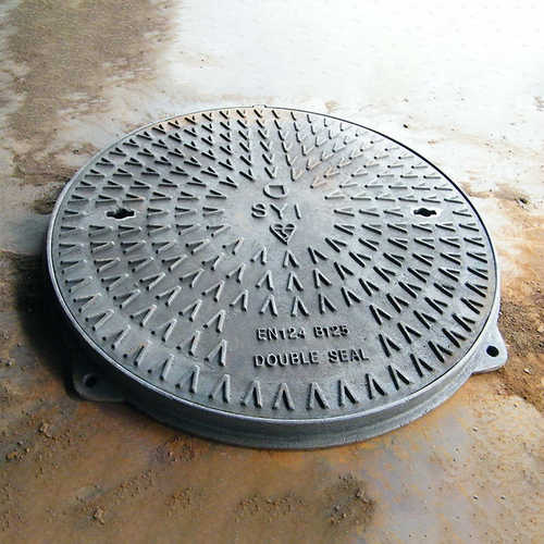 山西源盛球墨铸铁B125井盖按需定制市政电力轻型污水铸铁盖板