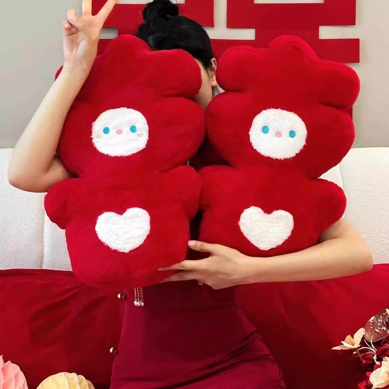 结婚压床娃娃娃娃一对婚房布置喜字抱枕可爱婚庆品高档新婚礼物送