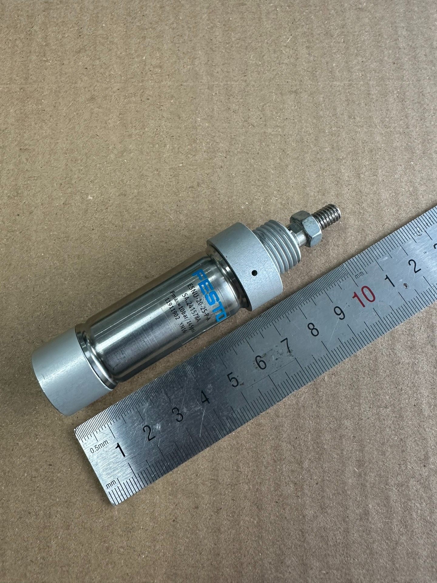 FESTO气缸ESNU-20-25-P-A