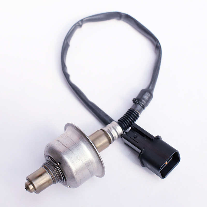 厂家直销适用现代悦动10款之后G4FC前氧传感器39210-04000 39210-