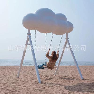 网红云朵秋千不锈钢仿真云朵座椅景区公园拍照装饰摆件装饰