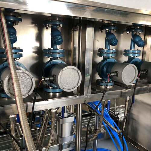 全自动直线电脑智能定量液体灌装机食用油润滑油灌装设备