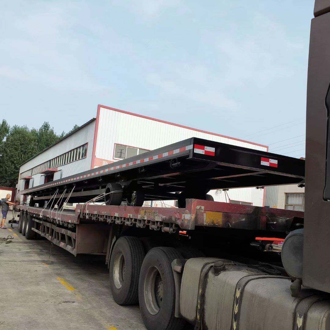 17米加长型平板车17000*24007.万中心台平板运输车拖车