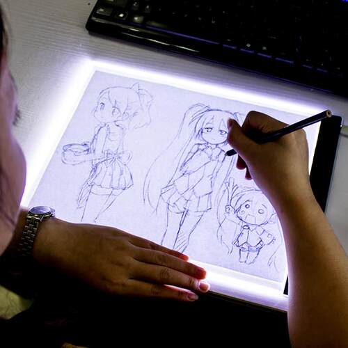 临摹台拷贝台投影描摹LED灯板手抄报草图光学写字板入门背光书画