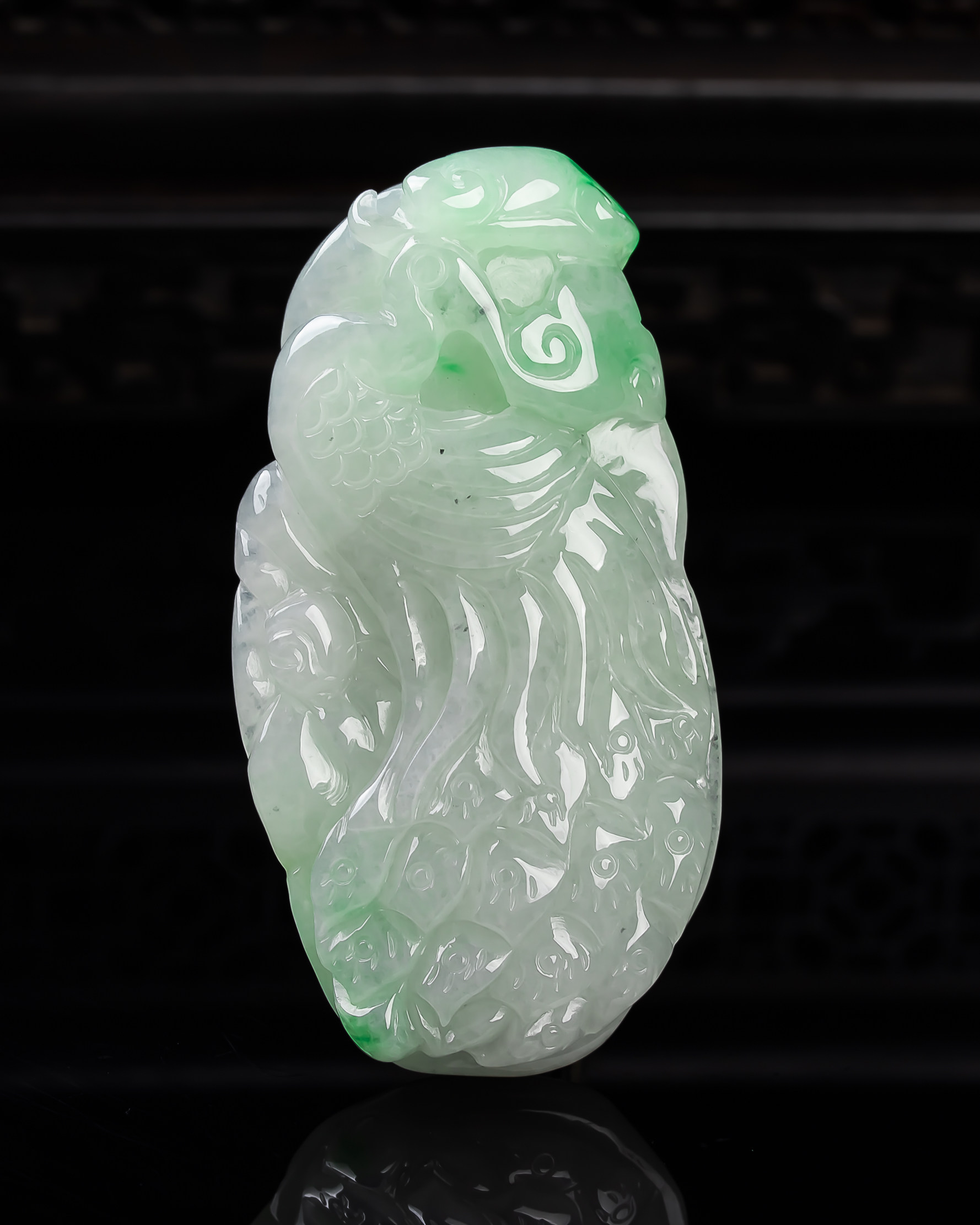 缅甸天然真品翡翠冰满绿满色精品高档特色闪拍孔雀玉石吊坠35.01g