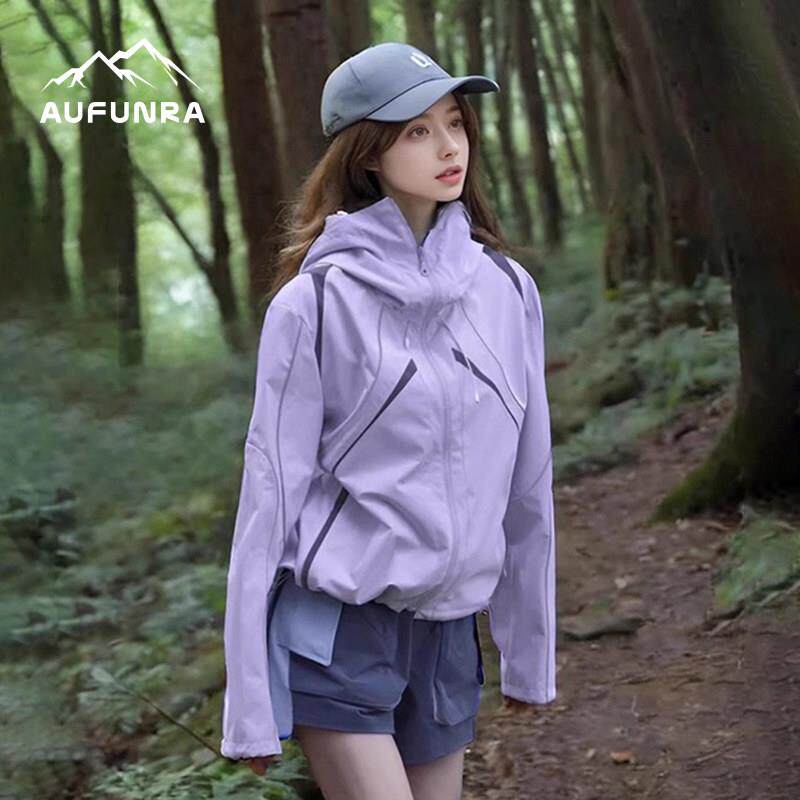 AUFUNRA户外新款紫色机能冲锋衣外套女2025春秋三合一防风登山服
