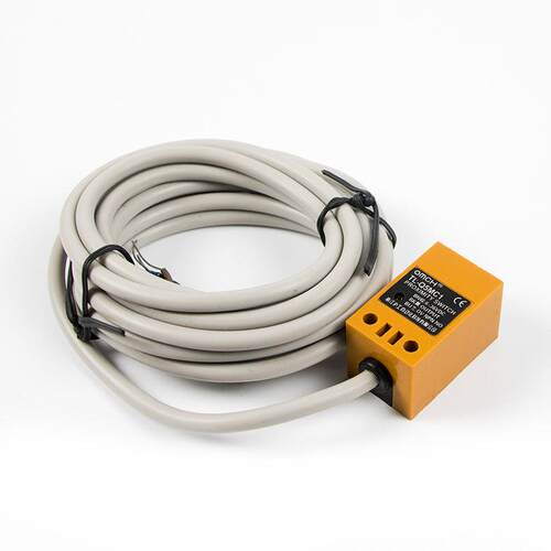 沪工方型接近开关TL-Q5MC1 Q5MF1 Q5MD1 Q5MY1 电感式传感器Q5MC2