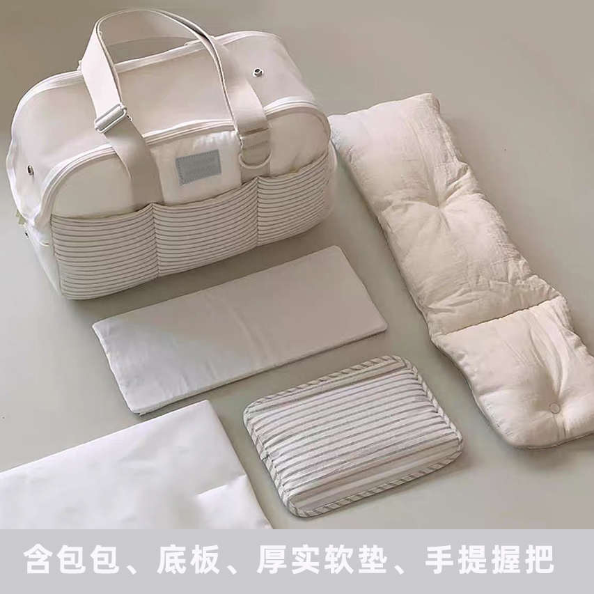 狗包外出便携轻便春夏透气外出猫包手提斜挎包透气大容量宠物单肩