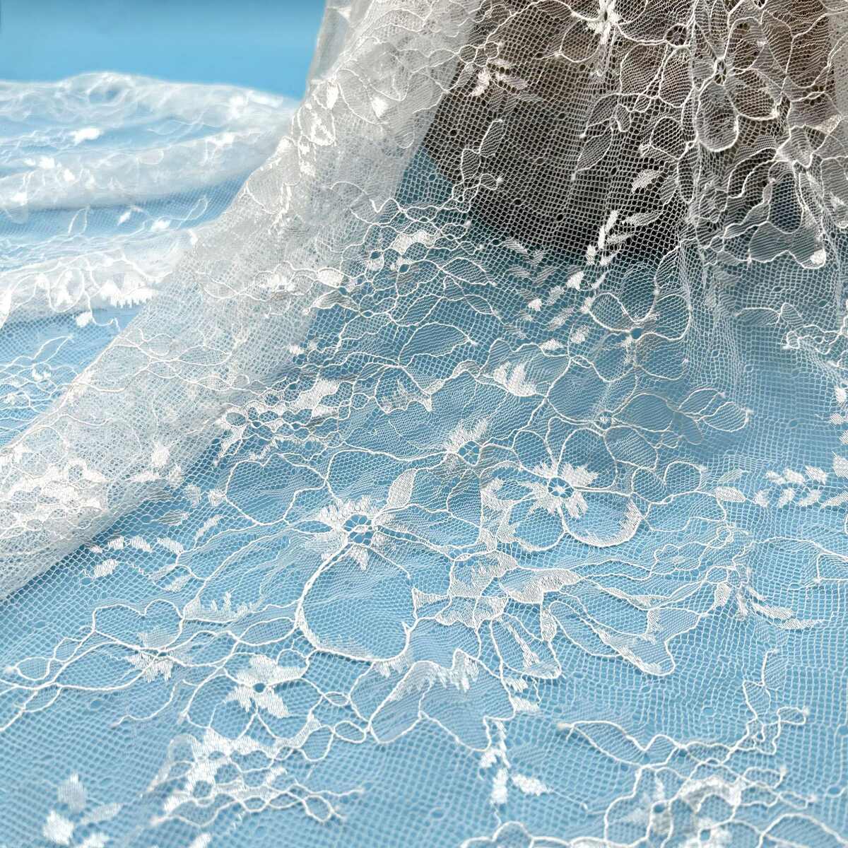 蕾丝婚纱有蕾丝礼服连衣裙全光剪线栀子花锦纶面料亮光现货 布料