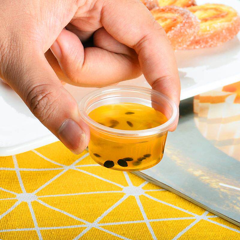 一次性塑料蘸酱杯pp塑料透明蘸酱杯30ml果汁酸奶试饮杯密封酱盒