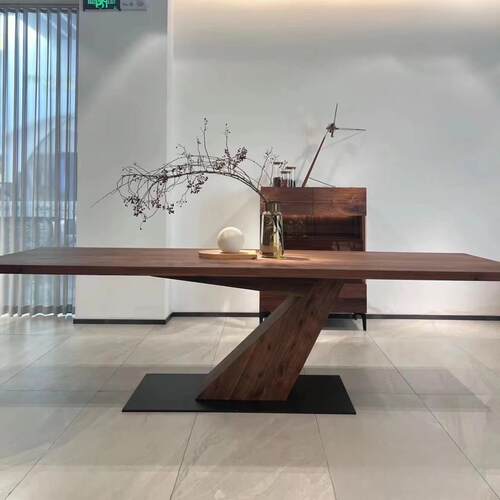 胡桃色全实木餐桌现代简约家用客厅饭桌北欧设计师原木茶桌办公桌