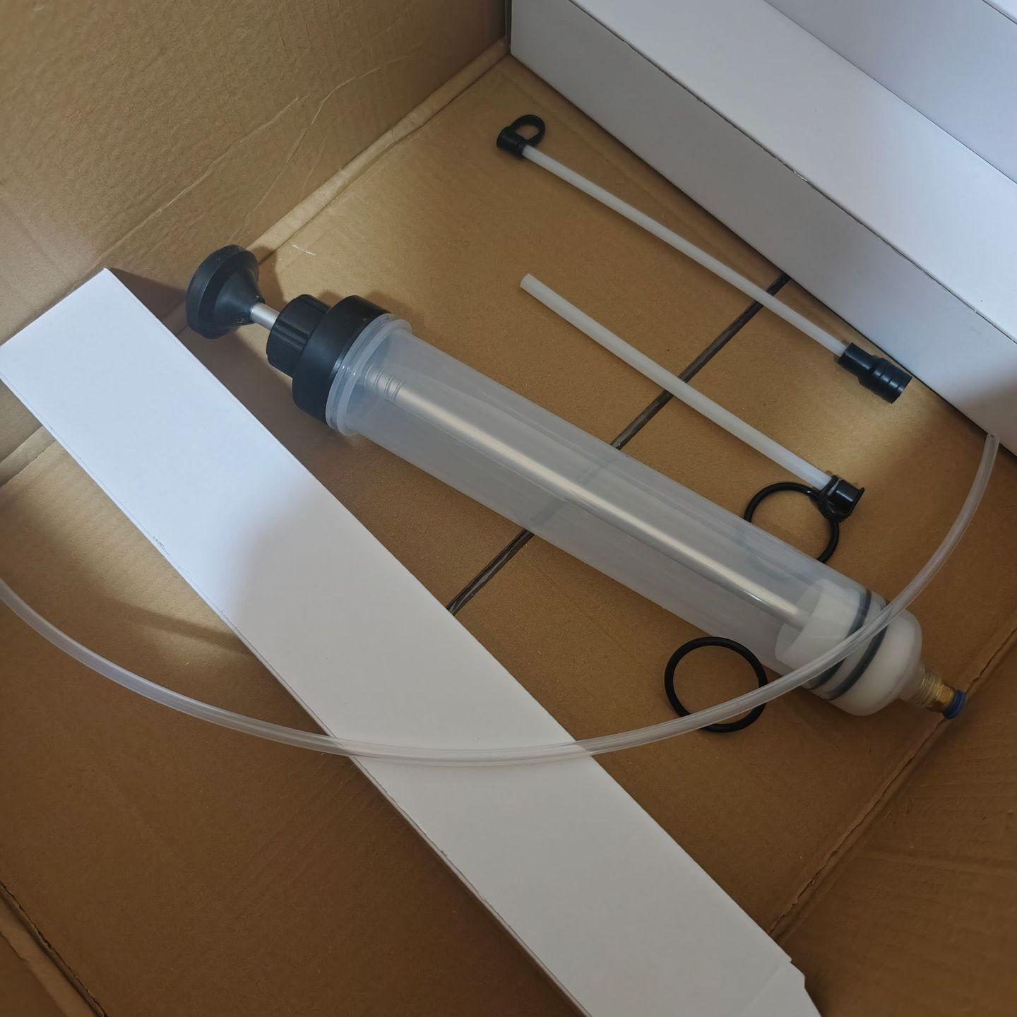 油泵针筒针筒两用工具家具连接件