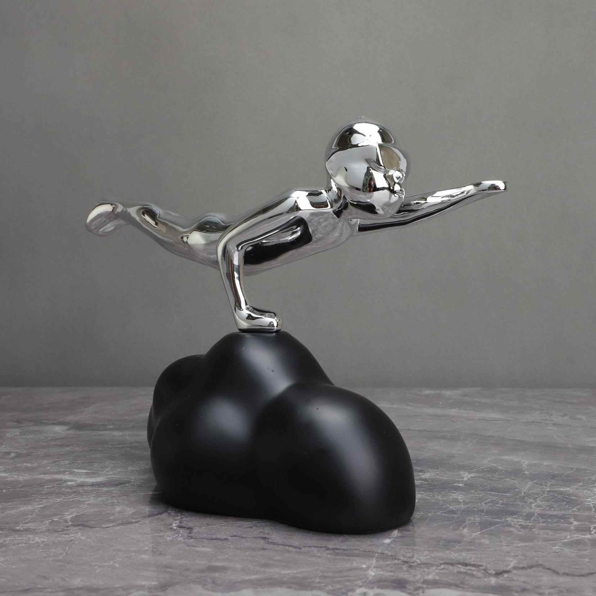 欧式电镀柜树脂飞1111行员件人物关摆样板间电视客厅玄桌面家居装